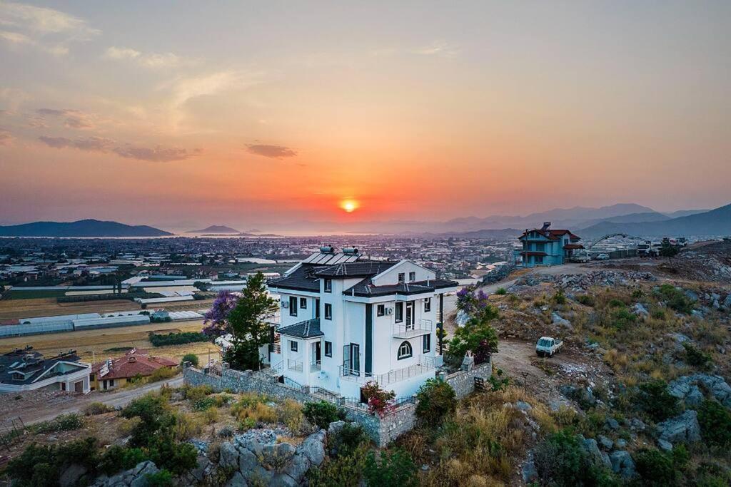 Sessiz Sakin Manzarali Sauna Ve Jakuzili,muestakil Havuzlu