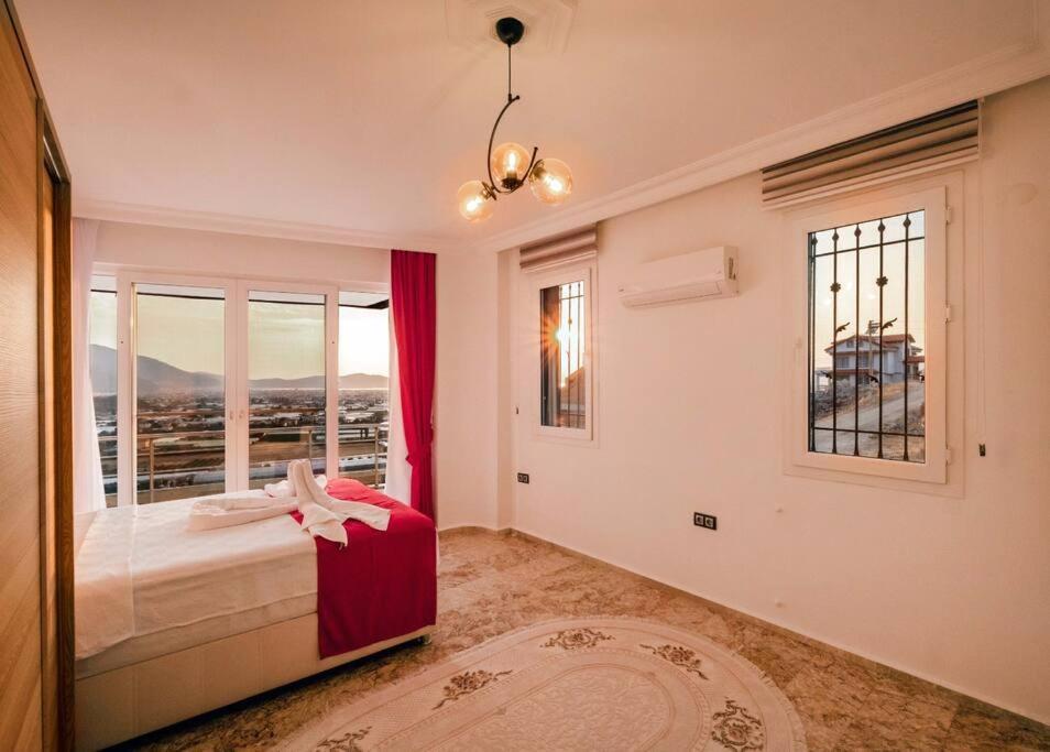 Sessiz Sakin Manzarali Sauna Ve Jakuzili,muestakil Havuzlu Villa *